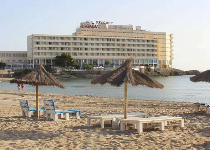 Apartment Bonito En Con Piscina Entre Dos Mares